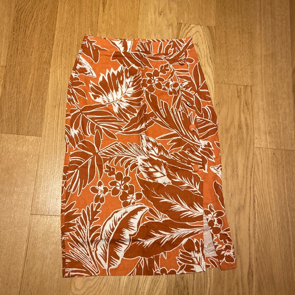 Forever 21 Contemporary printed midi skirt